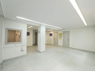 Piso en venta en Plaza España - Villa Pilar - Reyes Católicos - Vadillos en Burgos