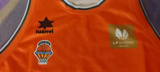 Camiseta del Valencia Basket Femenino. Talla L