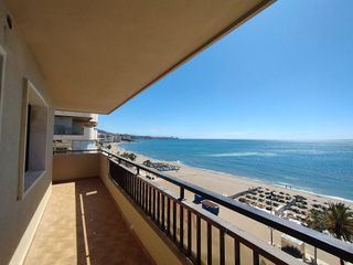 Piso en venta en Playa de los Boliches en Fuengirola
