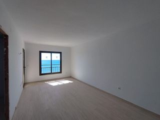 Piso en venta en Playa de los Boliches en Fuengirola