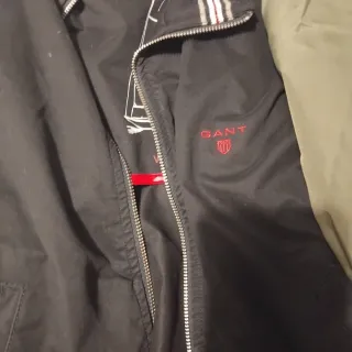 Giacca GANT nera e verde oliva