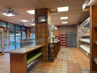 Local comercial en alquiler en El Polígono en Gijón