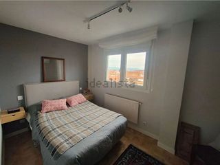 Ático en alquiler en La Paz en Madrid