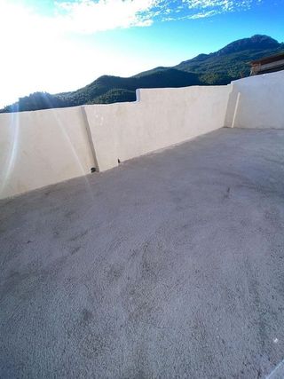 Casa adosada en venta en Moratalla