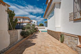 Chalet en venta en Otura