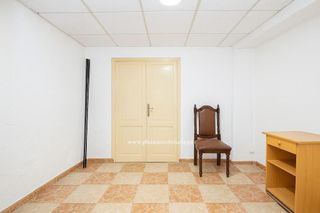 Chalet en venta en Lucena