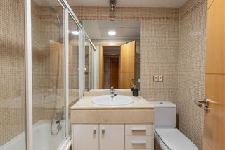 Piso en venta en Camino de Ronda - Rosaleda en Granada