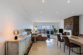 Piso en venta en Los Arqueros-Puerto del Almendro en Benahavís