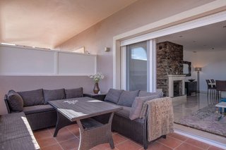 Piso en venta en Los Arqueros-Puerto del Almendro en Benahavís