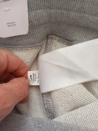 Pantalón Nike gris Talla M a estrenar