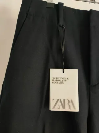 Pantalón azul marino edición limitada