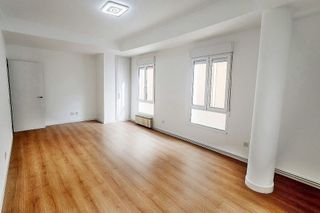 Piso en alquiler en Numancia - San Fernando en Santander