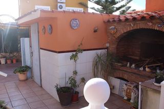 Chalet en venta en Oliva Playa en Oliva