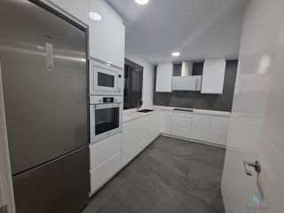 Chalet en venta en Benetússer