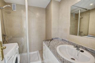 Piso en venta en La Carihuela en Torremolinos