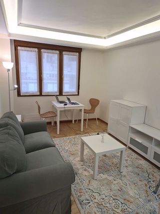 Piso en alquiler en Zona Teatro Campoamor en Oviedo