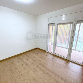 Chalet en venta en Vallirana