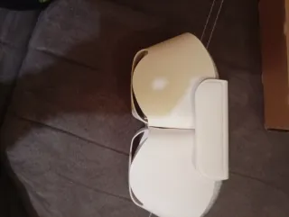 Cascos Airpods gris plata