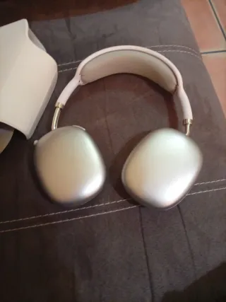 Cascos Airpods gris plata