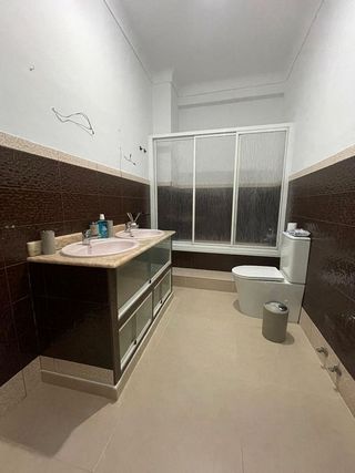 Casa adosada en venta en Marchena