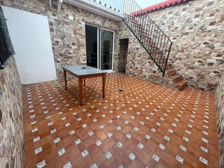 Casa adosada en venta en Marchena