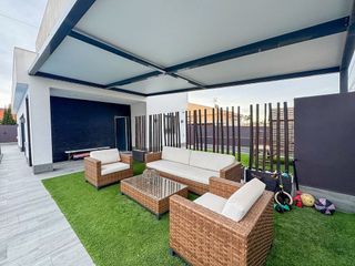 Chalet en venta en La Siesta - El Salado - Torreta en Torrevieja