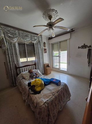 Casa adosada en venta en Montequinto en Dos Hermanas