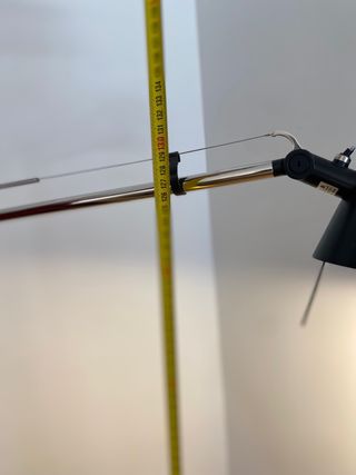 Lámpara de pie negra