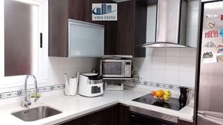 Chalet en venta en Linares