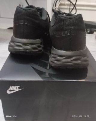 Nike Revolution 6 Negro Talla 42