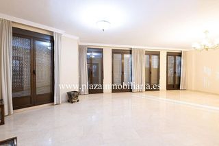 Piso en venta en Lucena