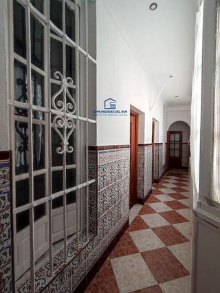 Piso en venta en La Caleta - La Viña en Cádiz