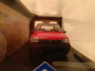 Renault 5 GT Turbo Fase 1 1:18 Solido