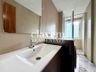 Piso en venta en Ciutat Meridiana en Barcelona