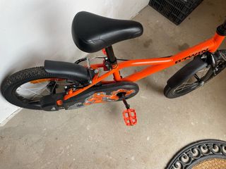 Bicicleta Infantil Btwin Naranja.