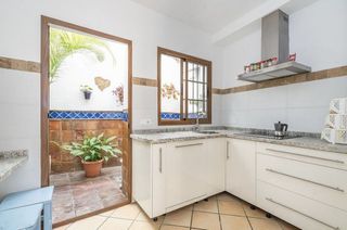Casa adosada en venta en Centro Urbano en Estepona