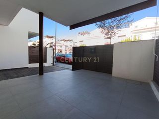 Casa adosada en venta en Arco Norte - Avda. España en Dos Hermanas