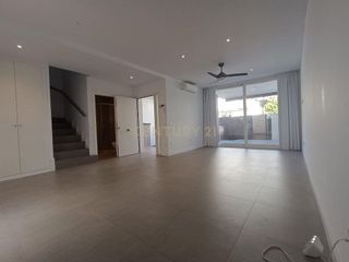 Casa adosada en venta en Arco Norte - Avda. España en Dos Hermanas