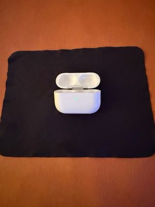 Estuche Auriculares Blanco AirPods Pro 2