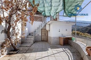 Chalet en venta en Barrio de la Vega en Monachil