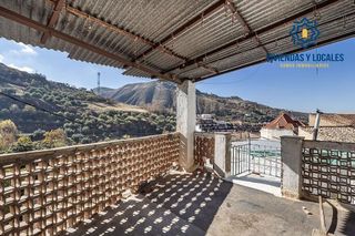 Chalet en venta en Barrio de la Vega en Monachil