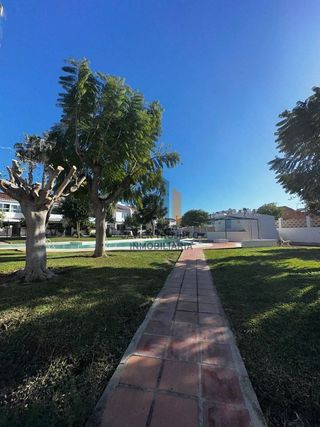 Casa pareada en venta en Viña Málaga en Vélez-Málaga