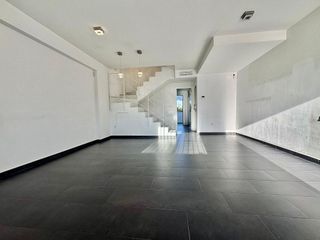 Casa adosada en venta en Nueva Torrevieja - Aguas Nuevas en Torrevieja