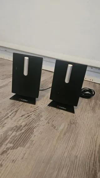 Altavoces Lablec Negros