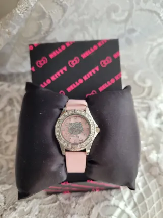 Reloj Hello Kitty Nuevo Rosa y Plateado