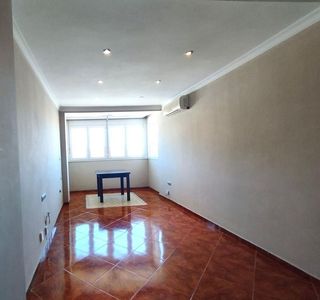 Piso en venta en La Paz - Segunda Aguada - Loreto en Cádiz