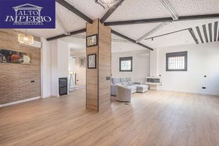 Piso en venta en Bola de Oro - Serrallo en Granada