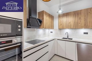 Piso en venta en Bola de Oro - Serrallo en Granada