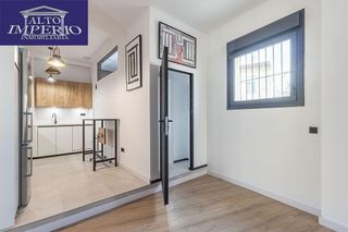 Piso en venta en Bola de Oro - Serrallo en Granada