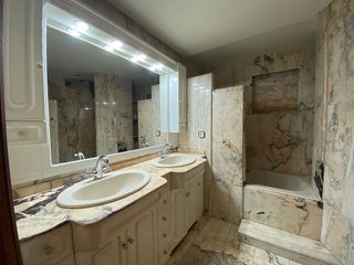 Piso en venta en Ensanche - Diputación en Alicante